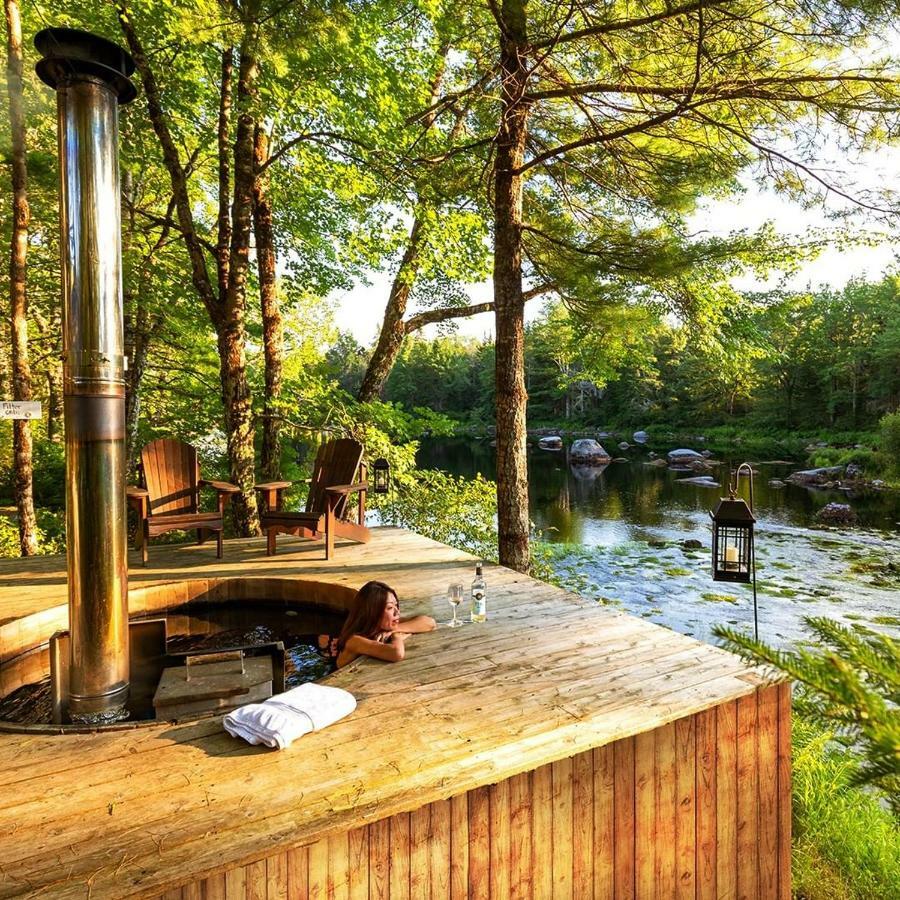 新斯科舍鳟鱼点山林小屋 East Kemptville 外观 照片
